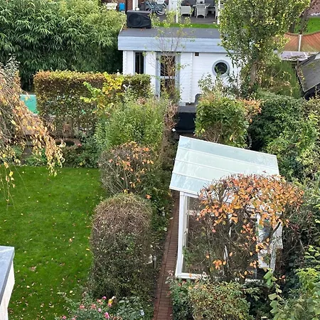 Ferienwohnung Guetersloh * 居特斯洛