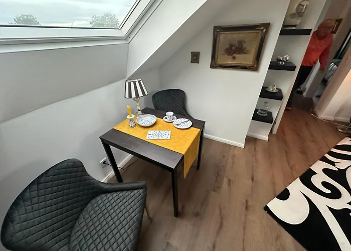 Ferienwohnung Guetersloh 居特斯洛